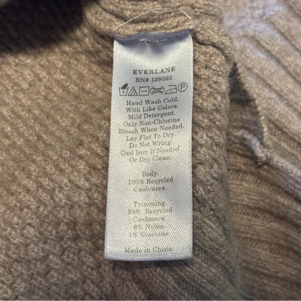 Everlane Honeycomb Funnel Neck Recycled Wool Cashmere Knit Sweater XS Oatmeal - Picture 4 of 4